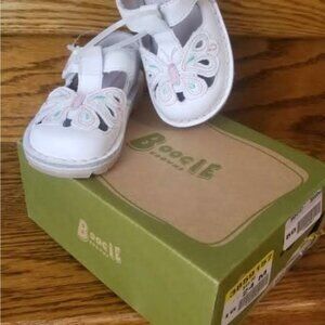 Kids  New Genuine leather inside and outside sandal shoes